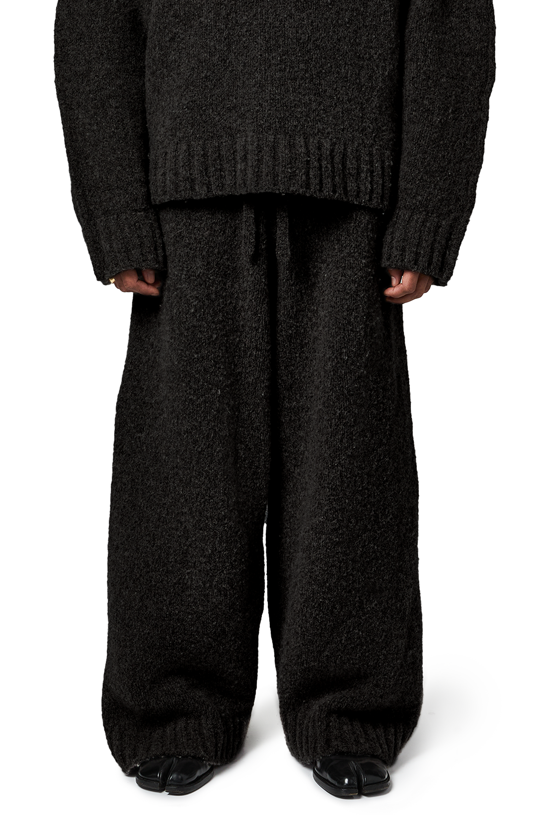 Wool-knit Stacks in Night