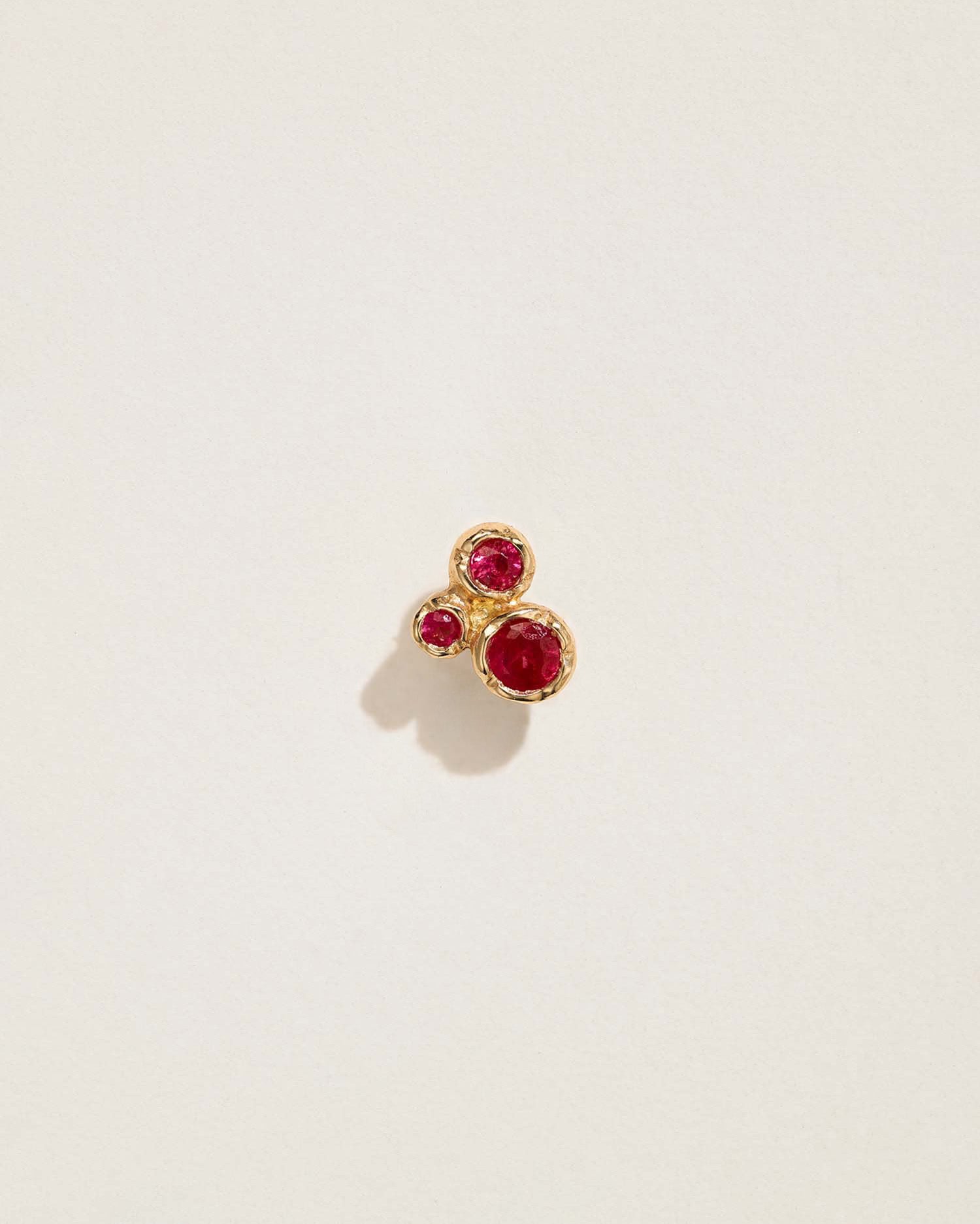 Molten Trio Stud