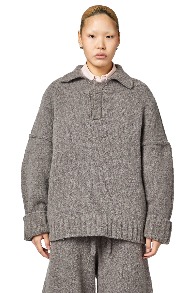Wool-knit Polo in Latte Grain