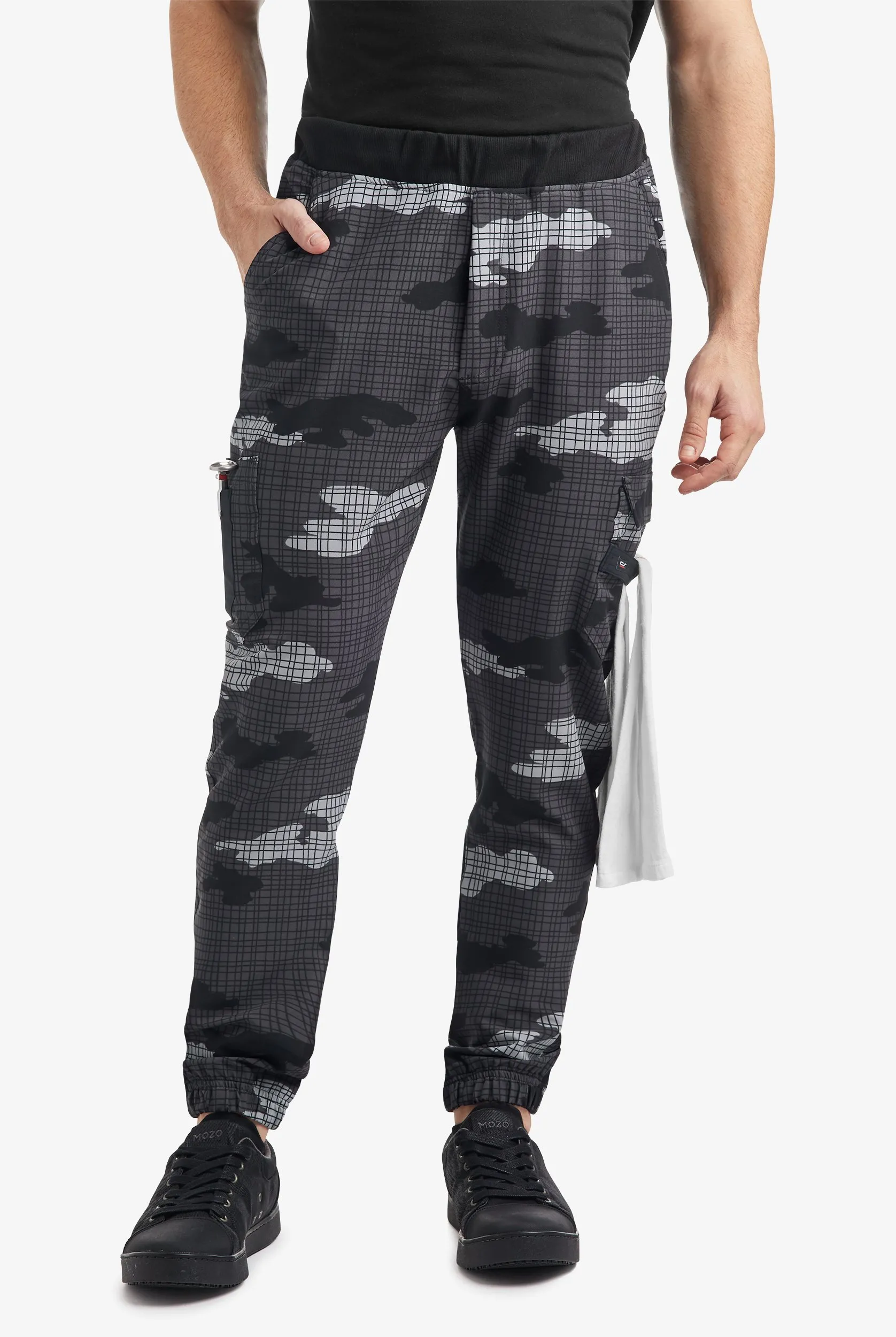 Chef Uniforms Chef Performance Camo Men's 7-Pocket Stretch Chef Jogger | Size XL | Polyester/Spandex
