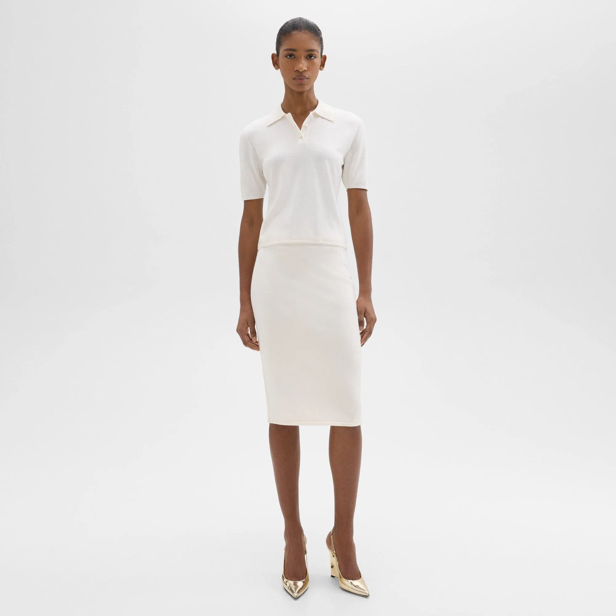 Slim Pencil Skirt in Regal Wool