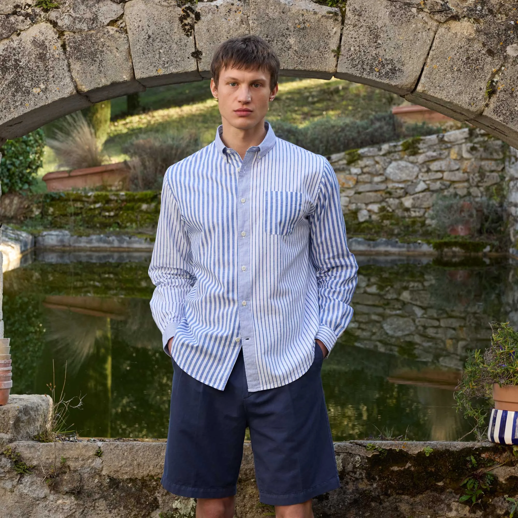 Chemise en coton et lin à rayures bleues