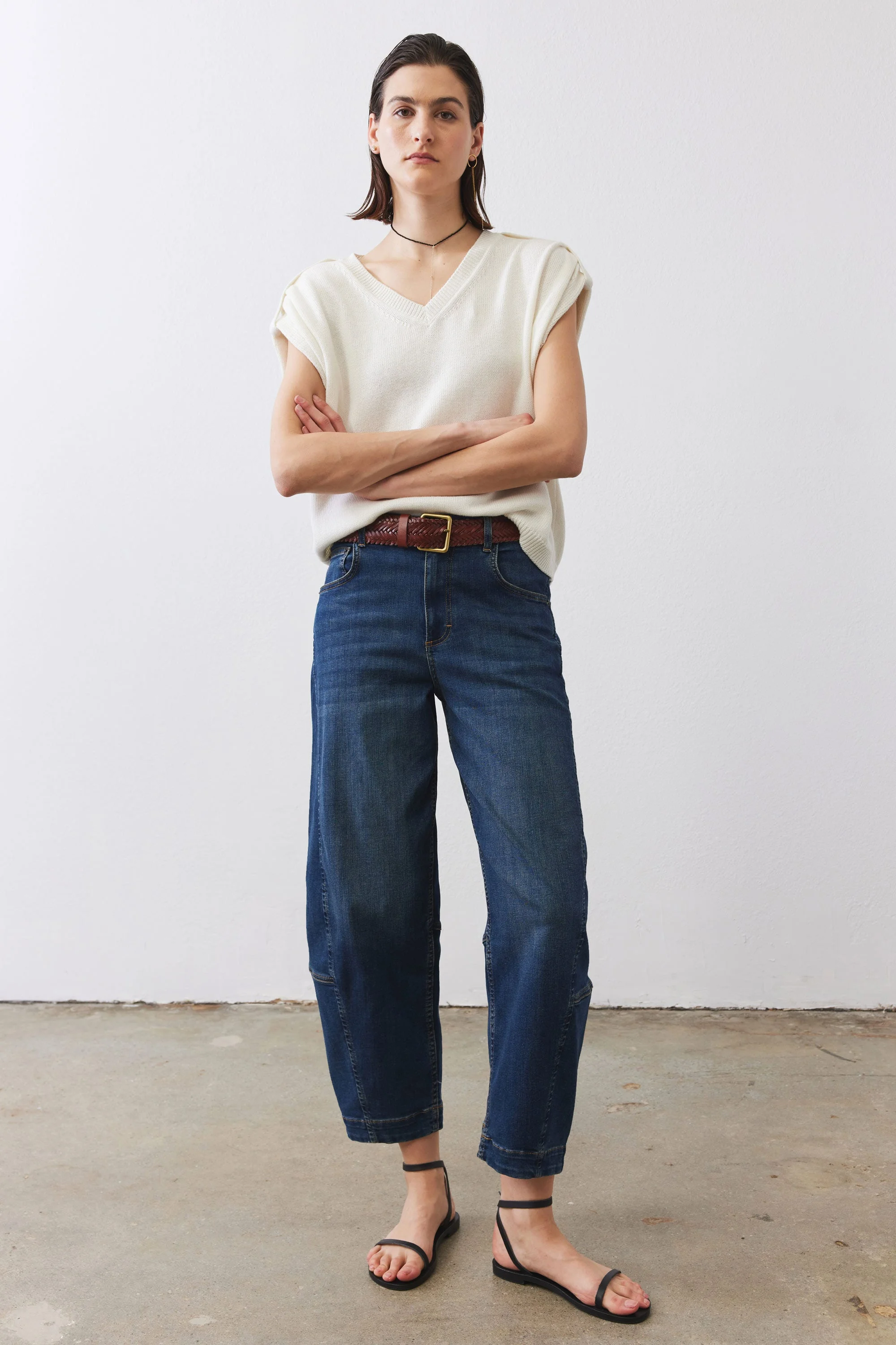 The Petite Ultimate Barrel Leg Jeans 2.0