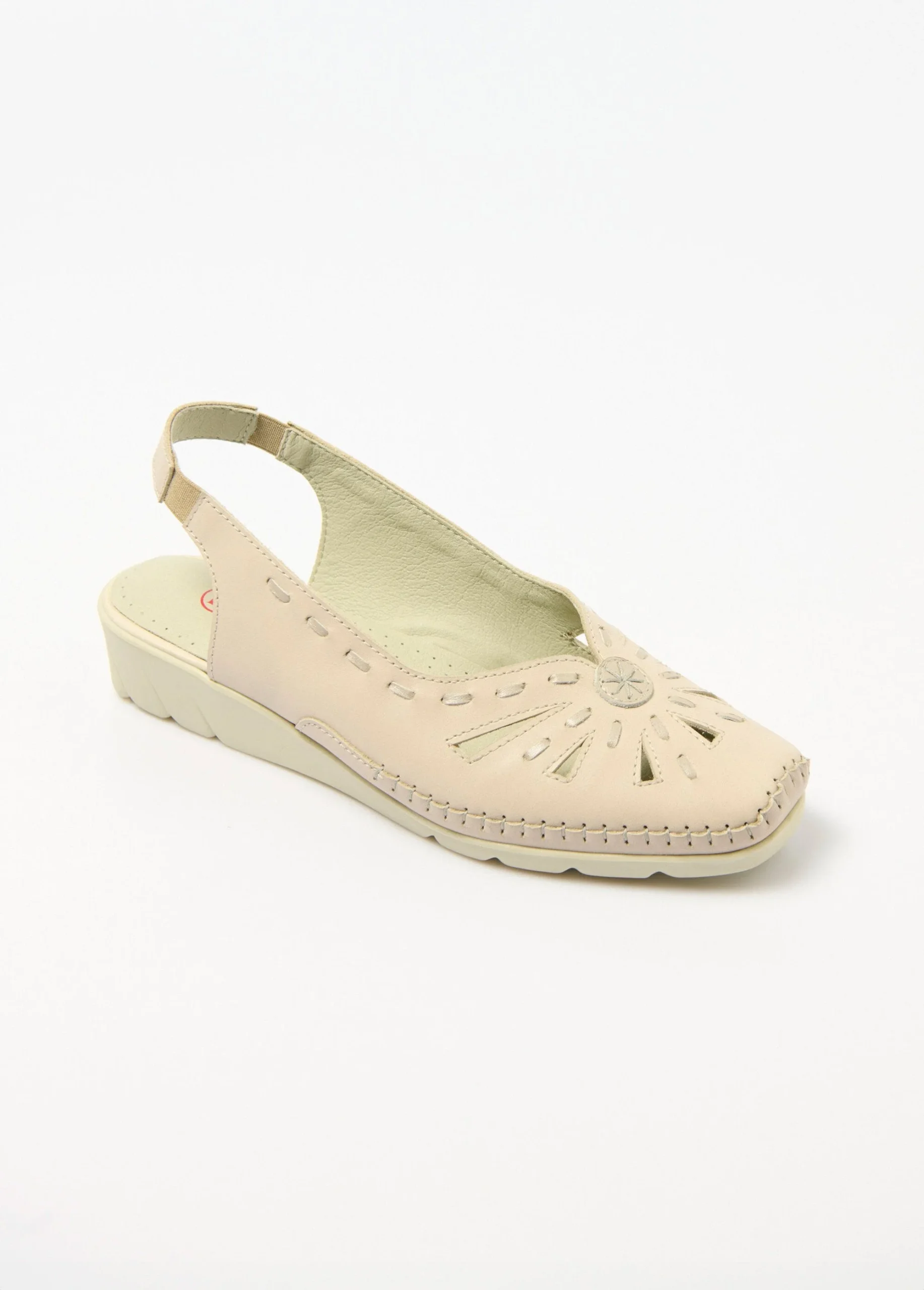 Sandales cuir bout fermé largeur confort