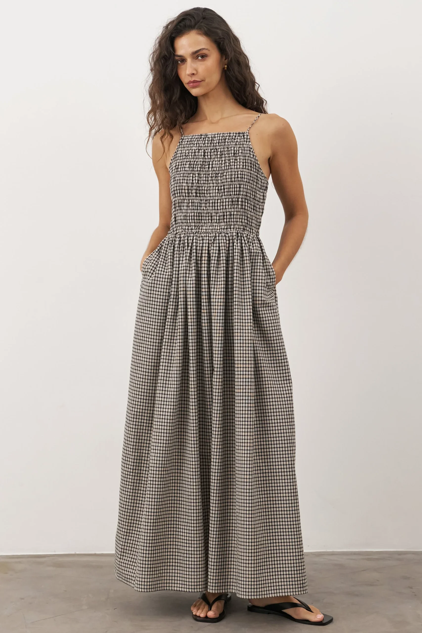 MIRA DRESS - CHECK | Sisterhood - Borderfree