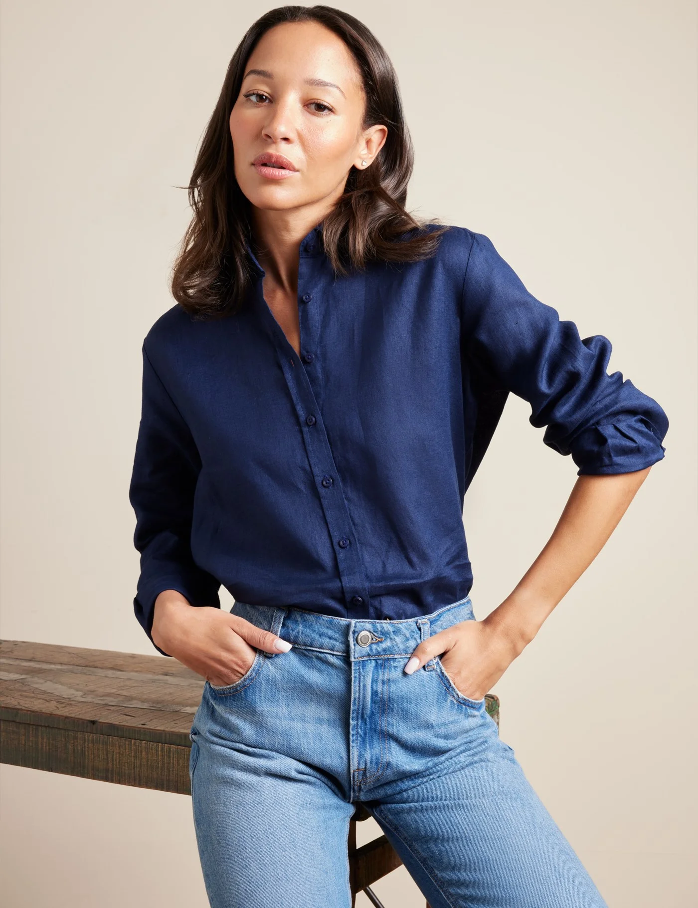 Hawes & Curtis Relaxed Fit Navy Linen Shirt Size: 6